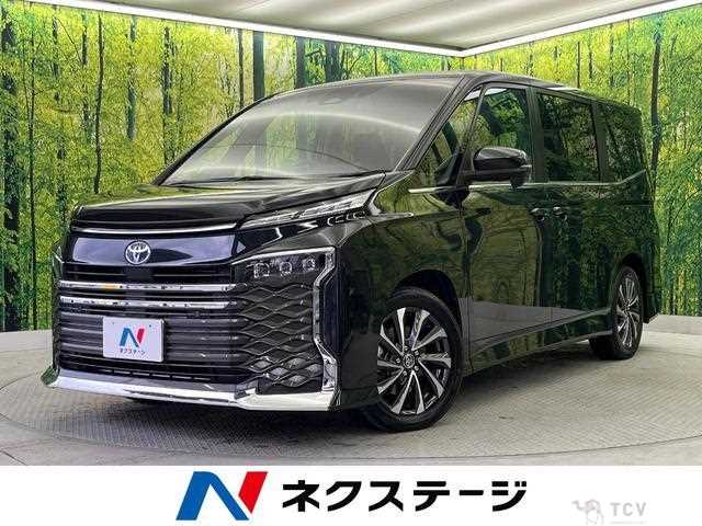 2022 Toyota Voxy