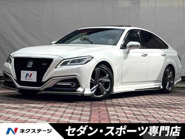 2019 Toyota Crown Hybrid