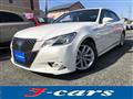 2014 Toyota Crown Hybrid