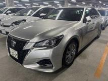 2016 Toyota Crown Hybrid