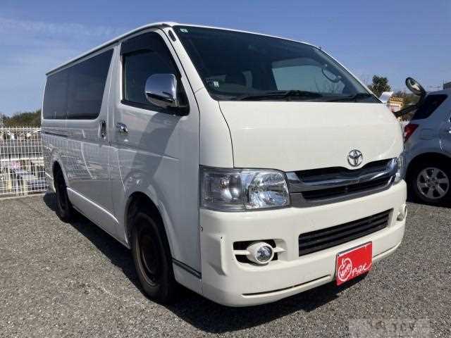 2010 Toyota Hiace Van