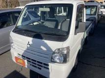 2015 Mitsubishi Minicab Truck