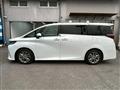 2025 Toyota Alphard Hybrid