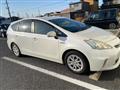 2011 Toyota PRIUS α