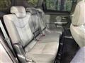 2013 Toyota PRIUS α