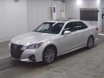 2016 Toyota Crown Hybrid