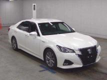 2017 Toyota Crown Hybrid