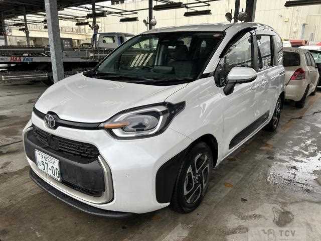 2024 Toyota Sienta