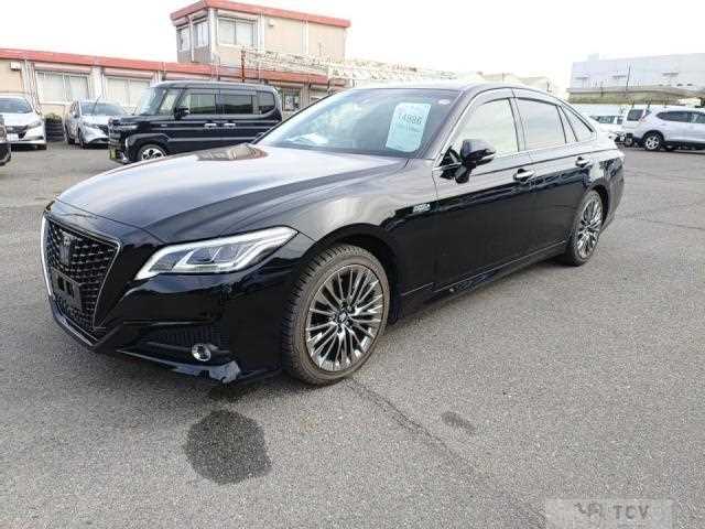 2019 Toyota Crown Hybrid