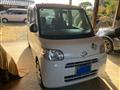 2011 Daihatsu Tanto