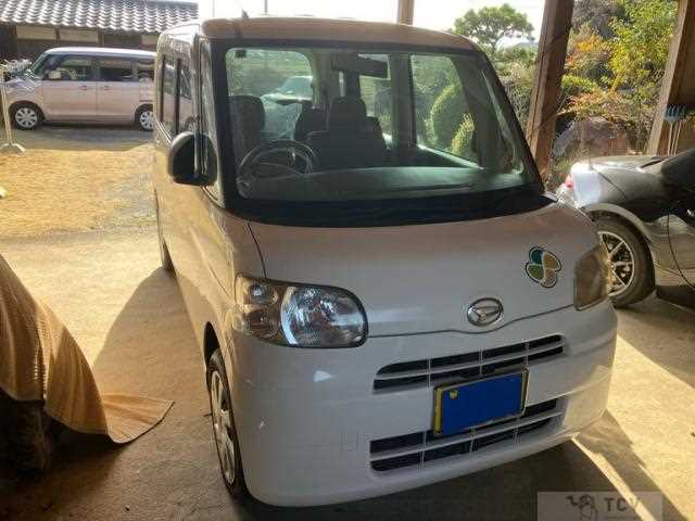 2011 Daihatsu Tanto