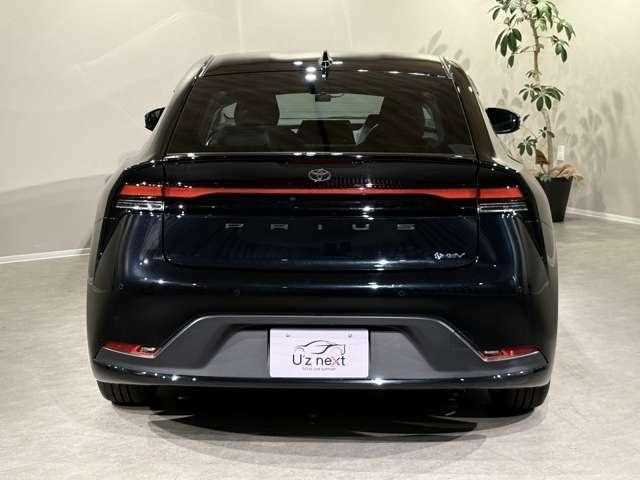 Toyota Prius 2024 — миниатюра 3