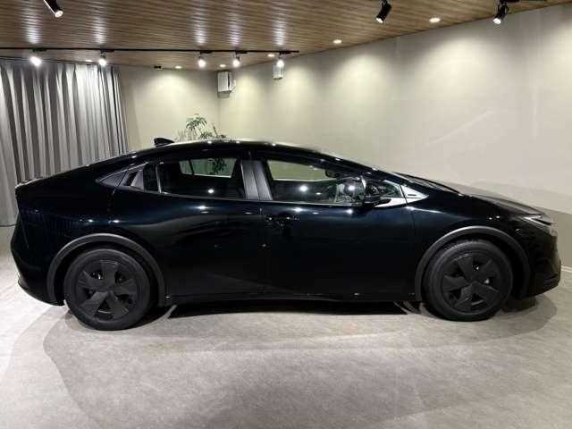 Toyota Prius 2024 — миниатюра 5