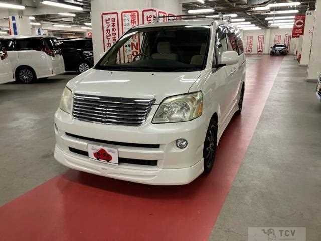 2006 Toyota Noah