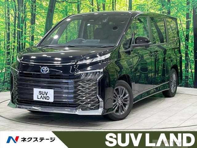 2023 Toyota Voxy