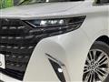 2025 Toyota Alphard Hybrid
