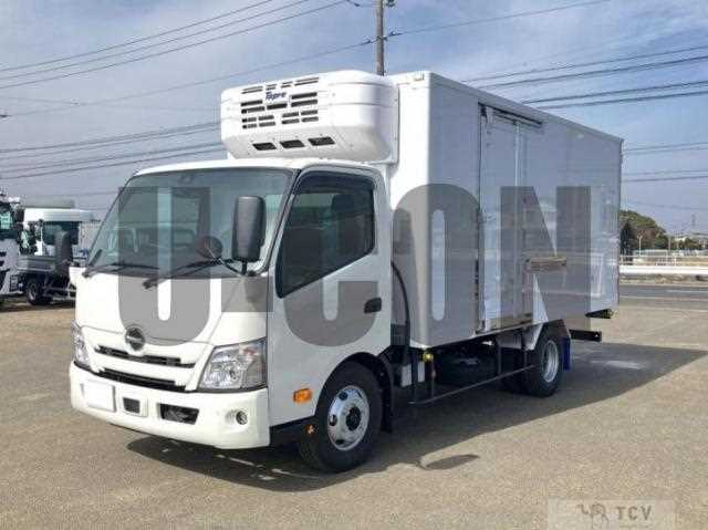 2025 Hino Dutro