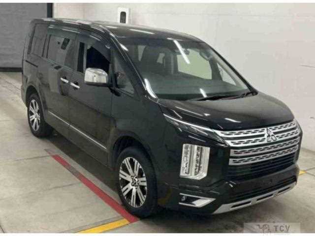 2022 Mitsubishi Delica D5