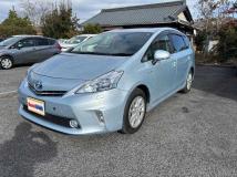 2011 Toyota PRIUS α