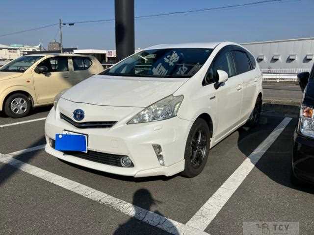 2011 Toyota PRIUS α