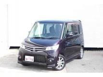 2012 Nissan ROOX