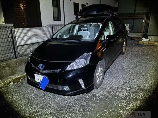 2012 Toyota PRIUS α