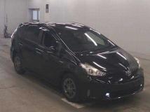 2017 Toyota PRIUS α