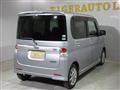 2011 Daihatsu Tanto
