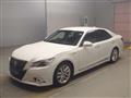 2014 Toyota Crown Hybrid