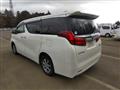 2019 Toyota Alphard Hybrid