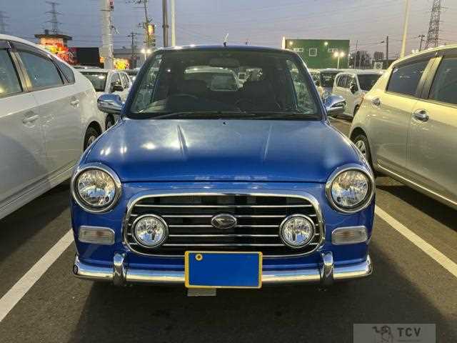 2004 Daihatsu Miragino