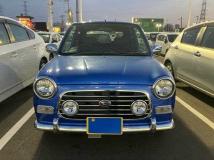 2004 Daihatsu Miragino