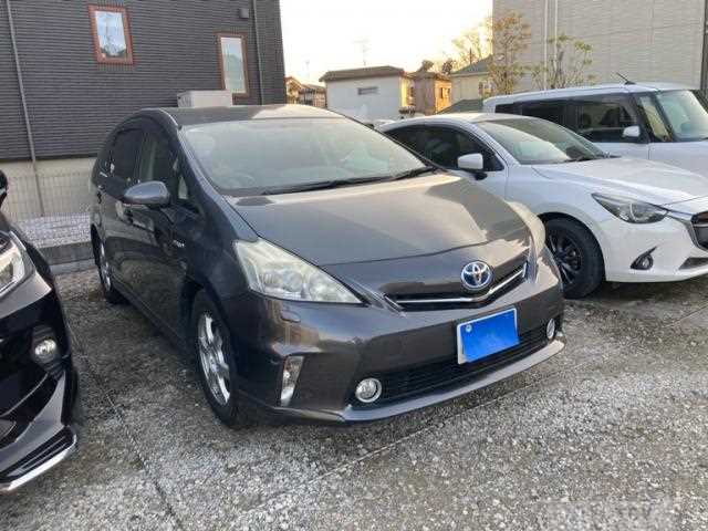 2011 Toyota PRIUS α