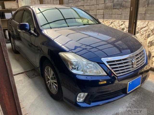 2011 Toyota Crown