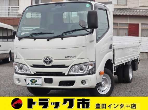 2022 Toyota Dyna Truck