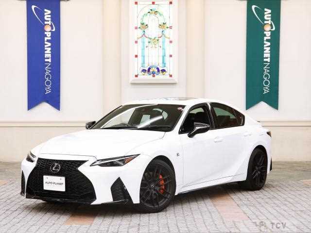 2023 Lexus IS