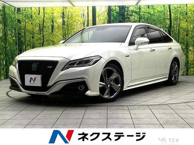2018 Toyota Crown Hybrid