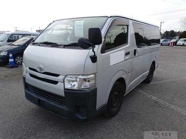 2015 Toyota Regiusace Van
