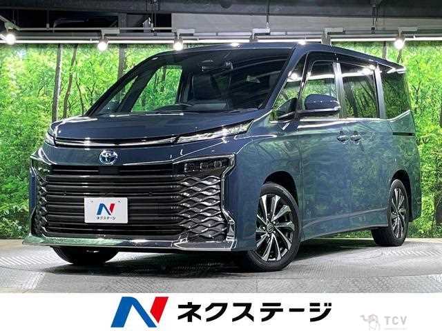 2022 Toyota Voxy