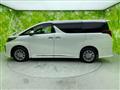 2022 Toyota Alphard Hybrid