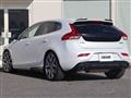 2017 Volvo V40