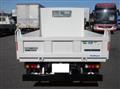 2025 Mitsubishi Fuso Canter