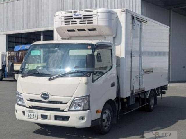2023 Hino Dutro