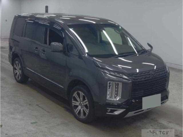 2021 Mitsubishi Delica D5
