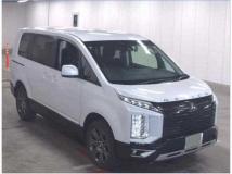 2022 Mitsubishi Delica D5