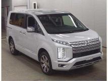 2023 Mitsubishi Delica D5
