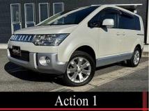 2013 Mitsubishi Delica D5