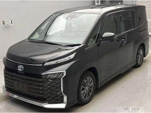 2023 Toyota Voxy
