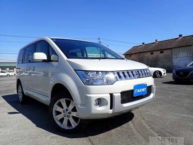 2016 Mitsubishi Delica D5