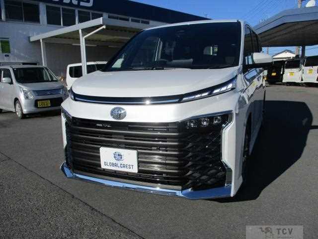2025 Toyota Voxy